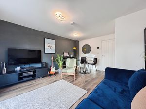 Photo 8- click for photo gallery